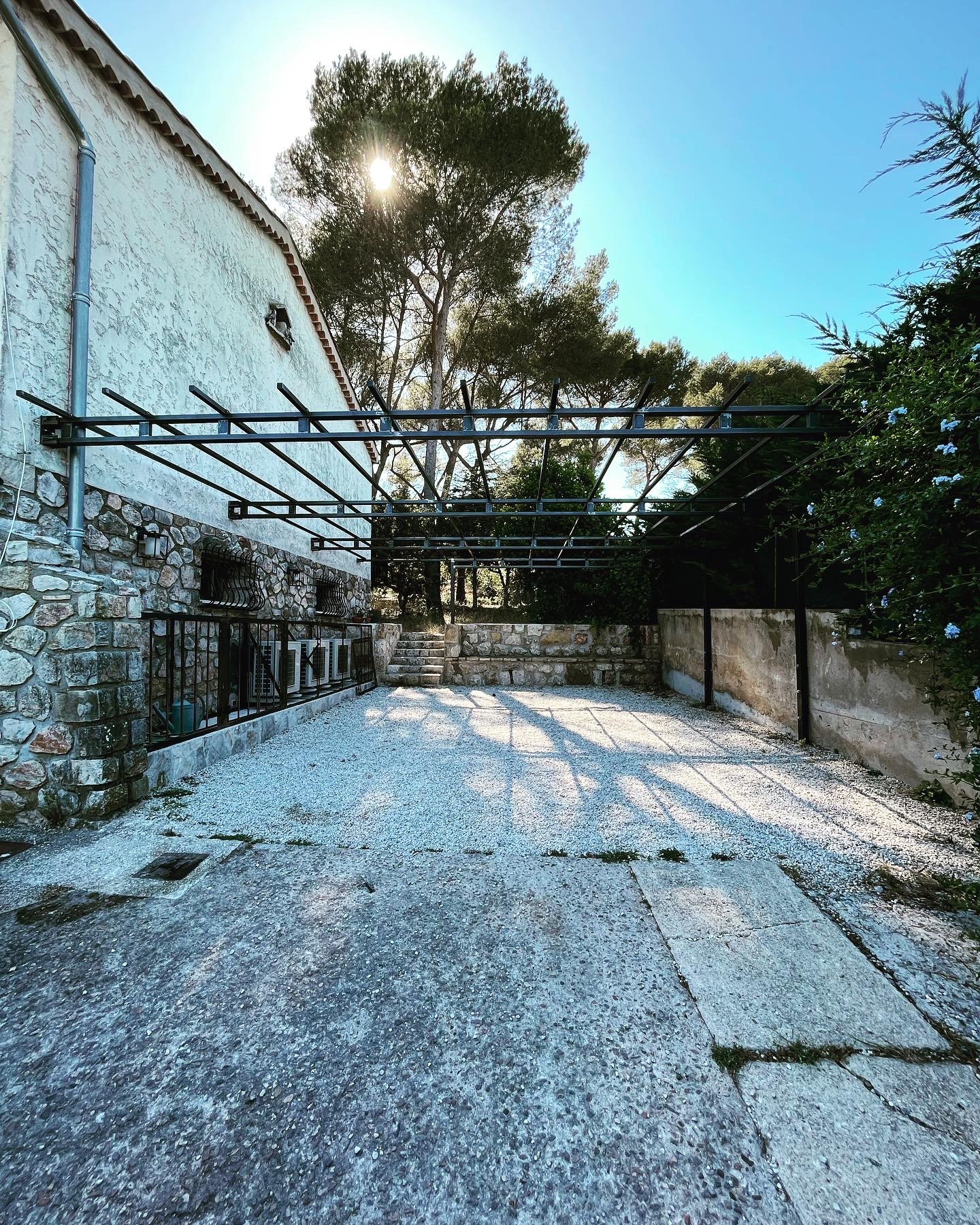 Pergola en fer forgé