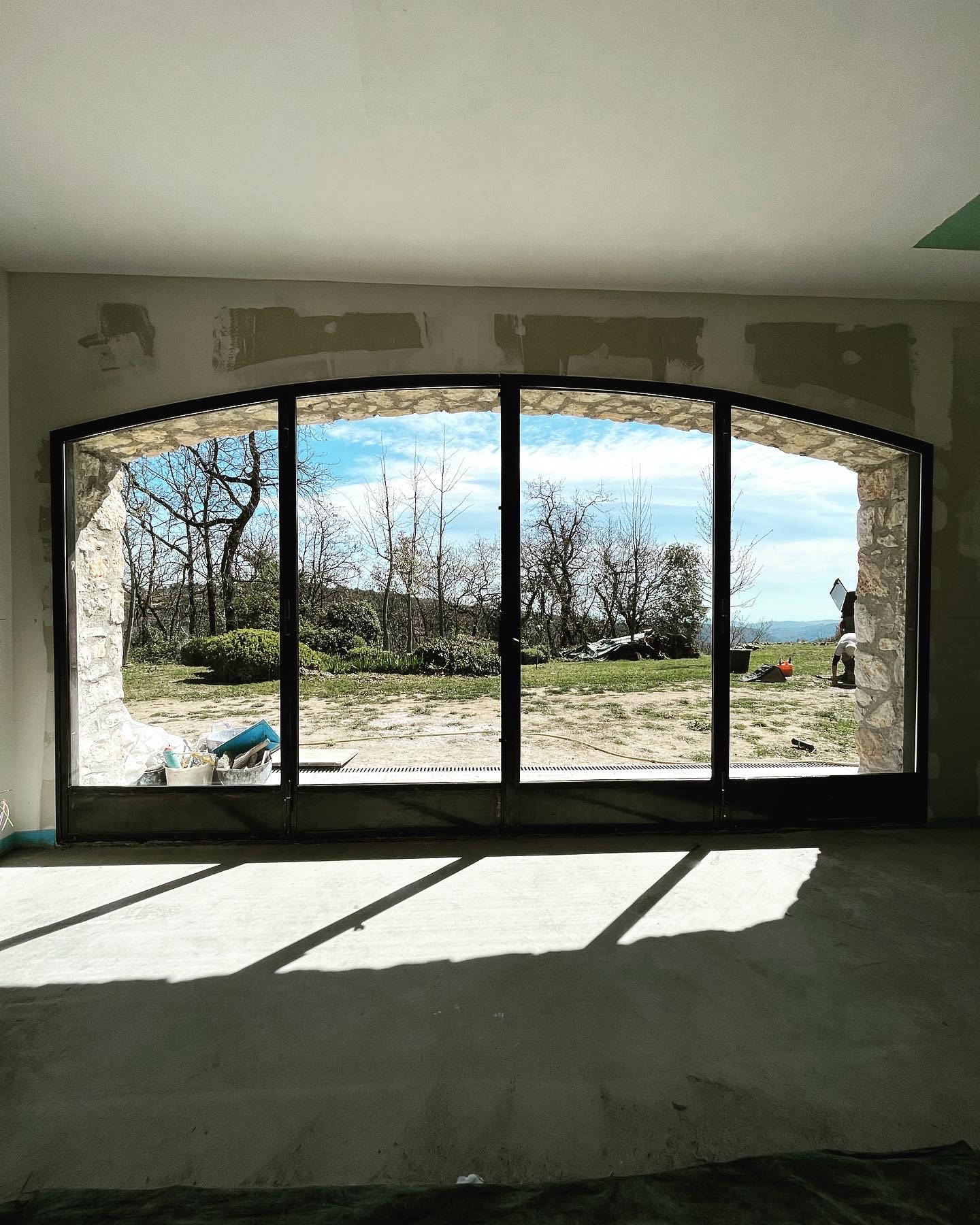 Porte vitrée en fer forgé