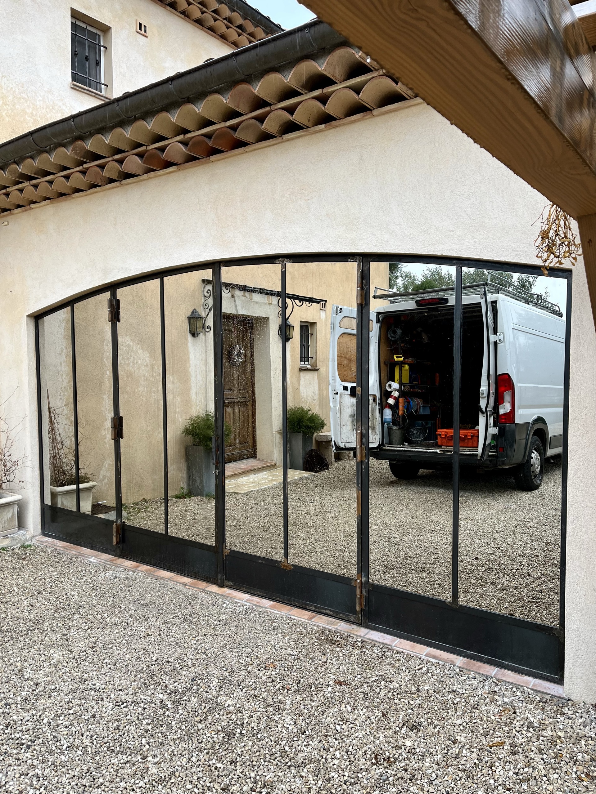 Porte vitrée en fer forgé sur mesure