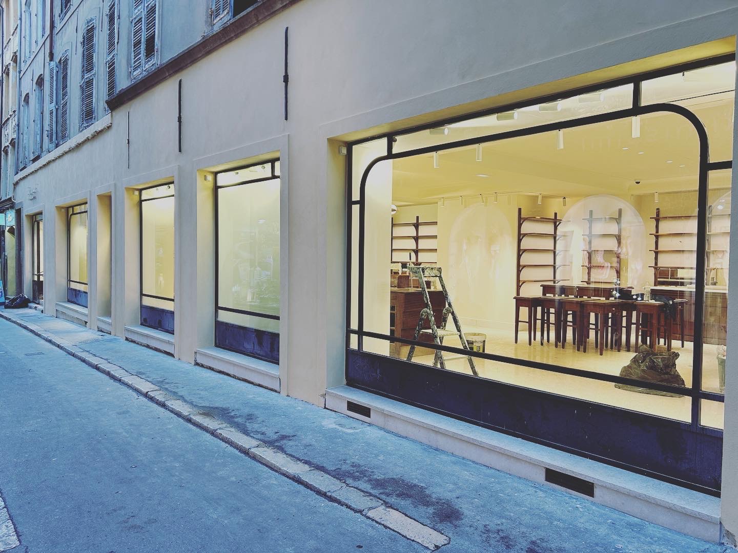 Porte vitrée en fer forgé